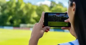 Miten valita paras vedonlyöntisivusto mobiilivedonlyöntiin?